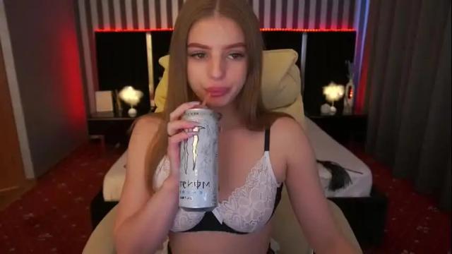 Image 2 of lexi_si Stream on Chaturbate on 1 month ago