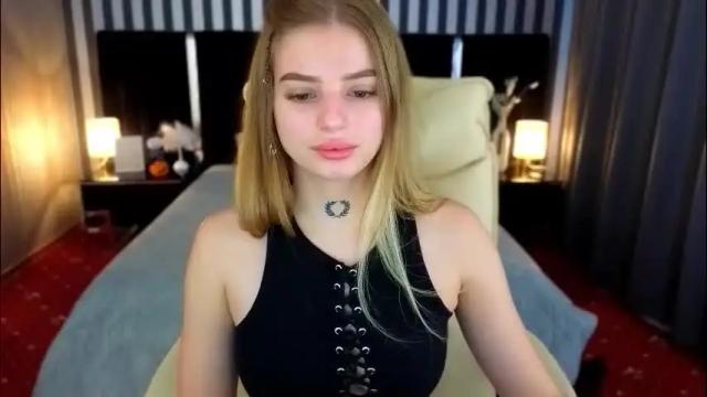 Image 2 of lexi_si Stream on Chaturbate on 1 month ago