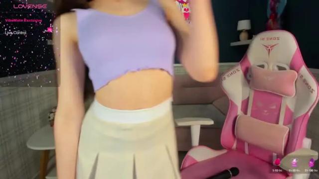 Image 8 of lexi_split Stream on Chaturbate on 13 months ago