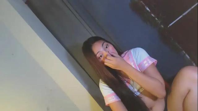 Image 8 of lexie121998 Stream on Chaturbate on 6 days ago