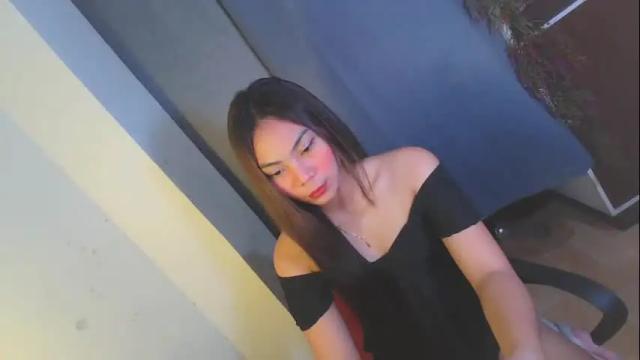 Image 3 of lexie121998 Stream on Chaturbate on 3 days ago