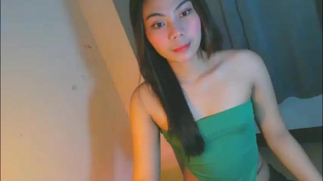 Image 4 of lexie121998 Stream on Chaturbate on 2 months ago