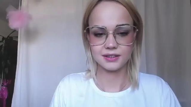 Image 3 of lexie_wild Stream on Chaturbate on 14 months ago