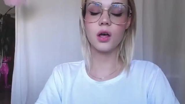 Image 6 of lexie_wild Stream on Chaturbate on 14 months ago
