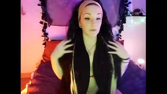 Image 2 of lexiediamond_xo Stream on Chaturbate on 16 months ago