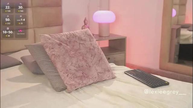 Image 4 of lexiee_grey_ Stream on Chaturbate on 24 days ago