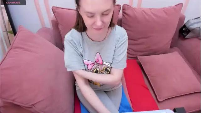 Image 12 of lexihoward Stream on Chaturbate on 29 days ago