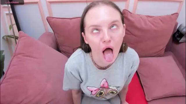 Image 2 of lexihoward Stream on Chaturbate on 28 days ago