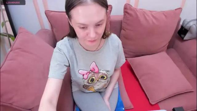 Image 6 of lexihoward Stream on Chaturbate on 26 days ago