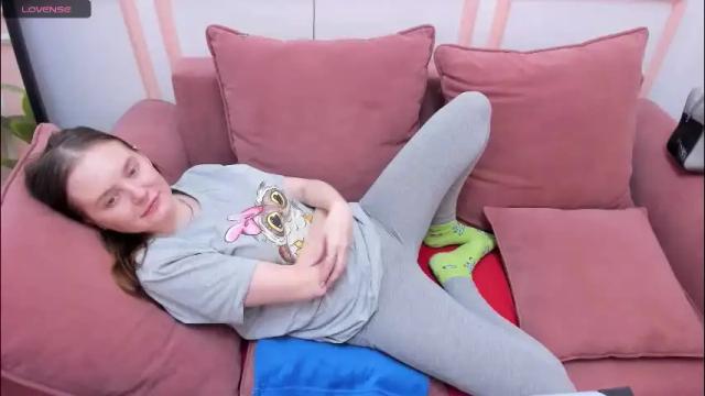 Image 11 of lexihoward Stream on Chaturbate on 21 hours ago