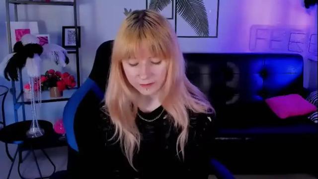 Image 3 of lexiwenford Stream on Chaturbate on 1 month ago