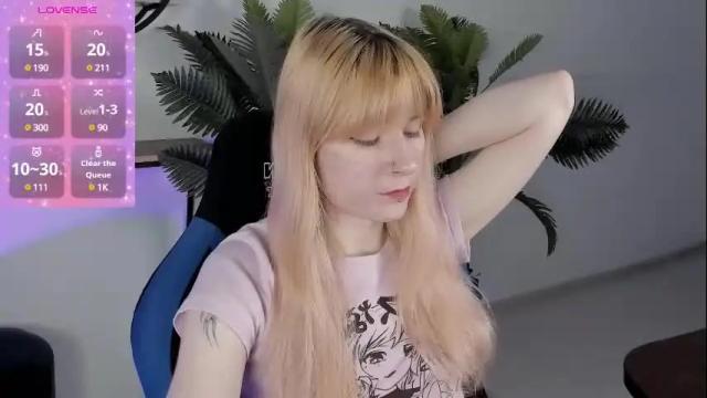 Image 7 of lexiwenford Stream on Chaturbate on 1 month ago