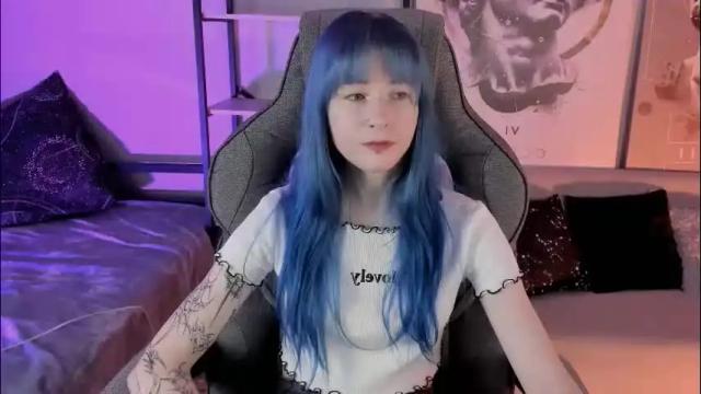 Image 2 of lexiwenford Stream on Chaturbate on 1 month ago