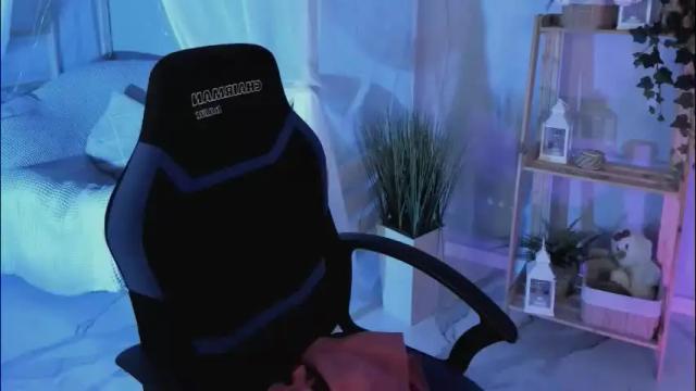 Image 3 of lexiwenford Stream on Chaturbate on 1 month ago