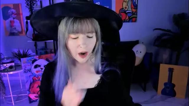 Image 4 of lexiwenford Stream on Chaturbate on 7 days ago