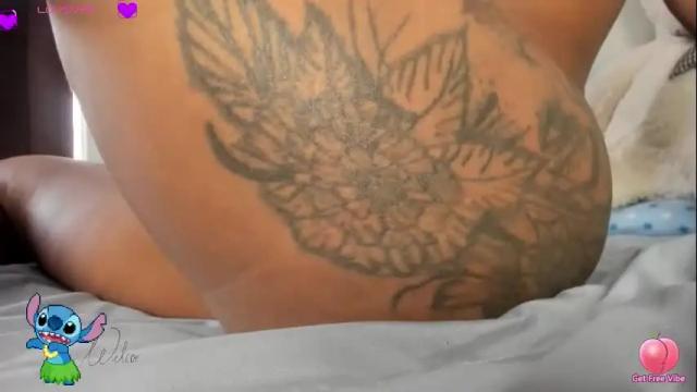 Image 11 of lexxi_ross Stream on Chaturbate on 15 days ago