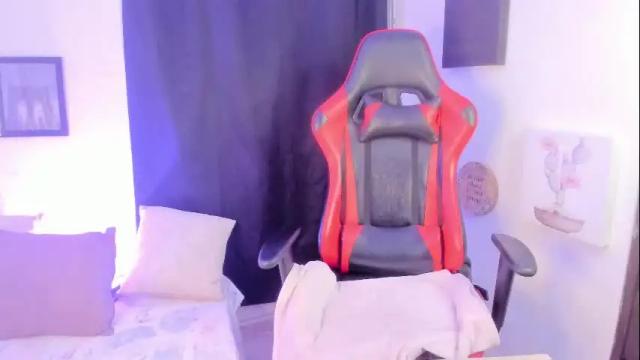 Image 2 of lexy_evanss Stream on Chaturbate on 1 month ago