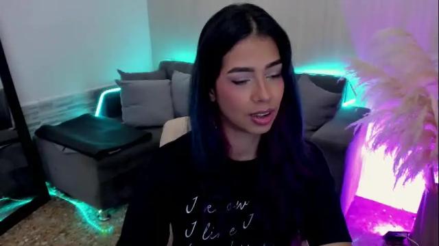 Image 10 of lexy_fox2 Stream on Chaturbate on 1 month ago