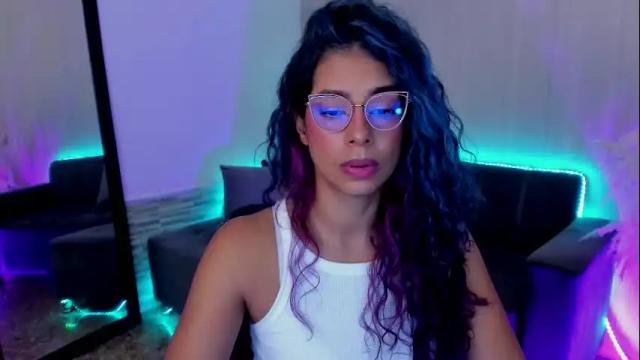 Image 10 of lexy_fox2 Stream on Chaturbate on 1 month ago