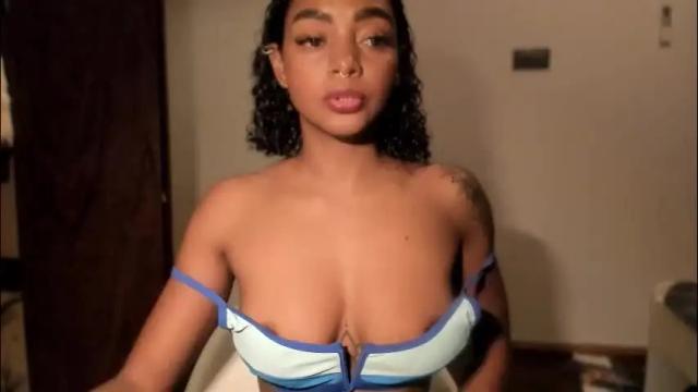 Image 3 of lexy_squirt_queen Stream on Chaturbate on 1 month ago