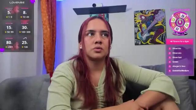 Image 3 of lexydavis Stream on Chaturbate on 2 months ago