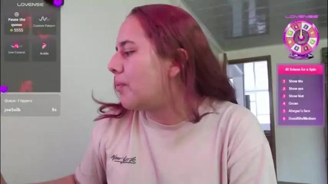 Image 2 of lexydavis Stream on Chaturbate on 1 month ago