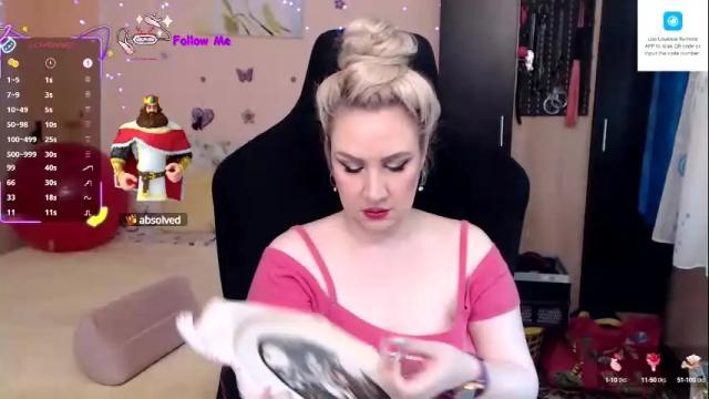 Image 6 of lexygold Stream on Chaturbate on 1 month ago