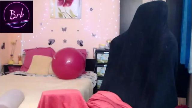 Image 3 of lexygold Stream on Chaturbate on 9 days ago