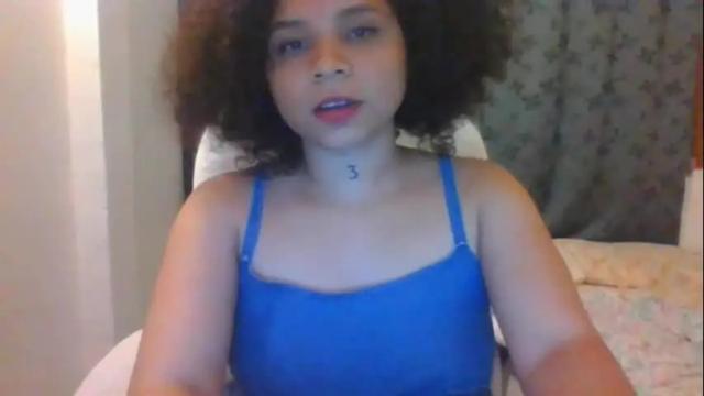 Image 4 of lexymiki Stream on Chaturbate on 1 month ago