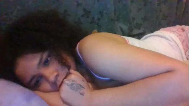 Image 6 of lexymiki Stream on Chaturbate on 1 month ago