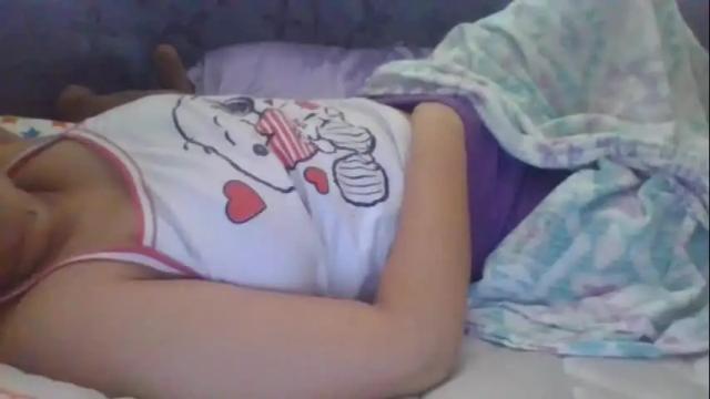 Image 2 of lexymiki Stream on Chaturbate on 1 month ago