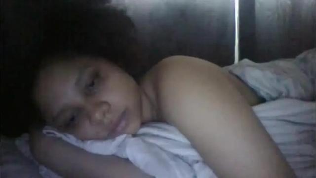 Image 2 of lexymiki Stream on Chaturbate on 4 days ago