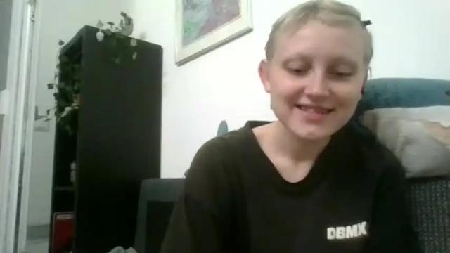 Image 12 of lexyssock Stream on Chaturbate on 20 months ago