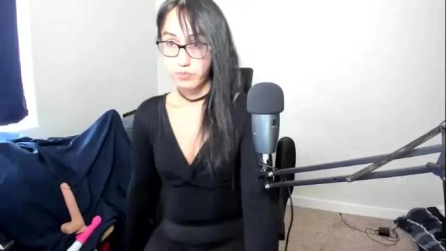 Image 3 of lexyvalentine Stream on Chaturbate on 12 months ago