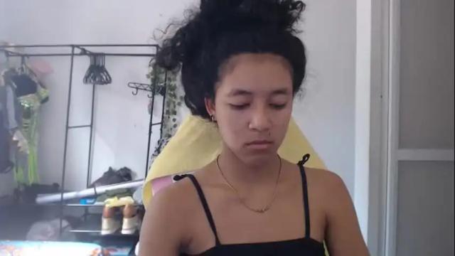 Image 11 of ley_blus1 Stream on Chaturbate on 11 days ago