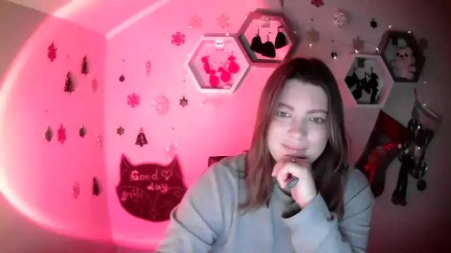 Image 11 of leya_love_leya Stream on Chaturbate on 16 months ago