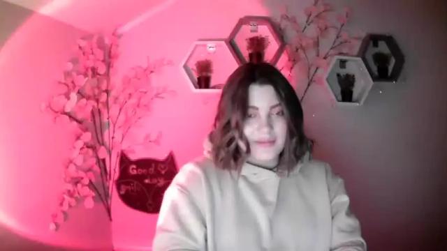Image 7 of leya_love_leya Stream on Chaturbate on 16 months ago