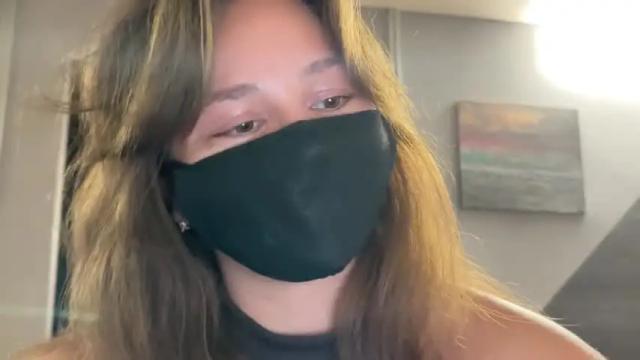Image 2 of leyla_on_sport Stream on Chaturbate on 14 months ago