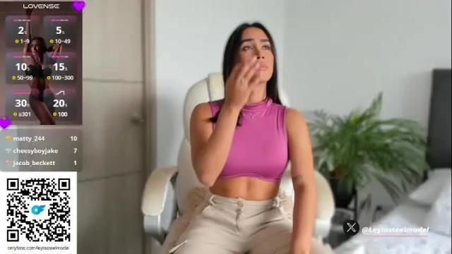 Image 2 of leyla_steel Stream on Chaturbate on 1 month ago
