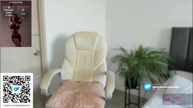 Image 4 of leyla_steel Stream on Chaturbate on 2 months ago