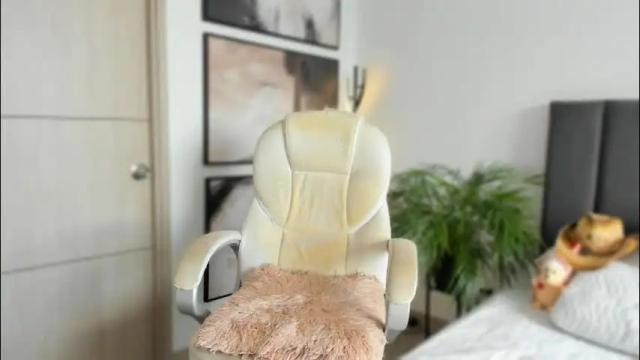 Image 12 of leyla_steel Stream on Chaturbate on 1 month ago