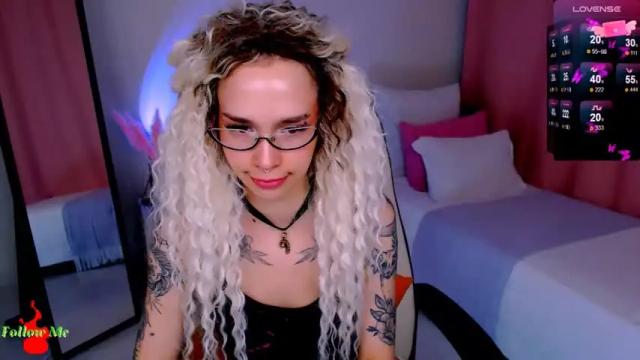 Image 6 of leylanoir Stream on Chaturbate on 12 months ago