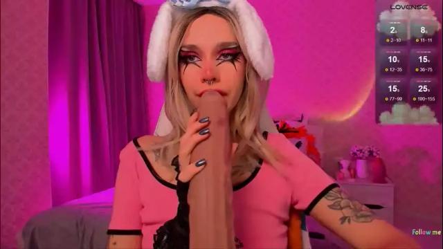 Image 4 of leylanoir Stream on Chaturbate on 3 months ago