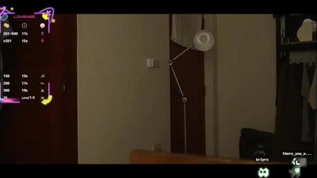 Image 4 of li_on_line Stream on Chaturbate on 6 months ago