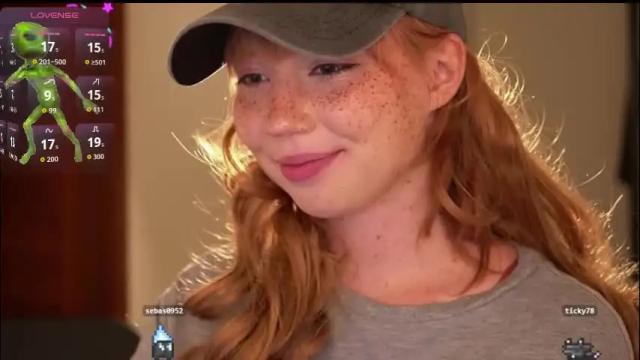 Image 8 of li_on_line Stream on Chaturbate on 1 month ago