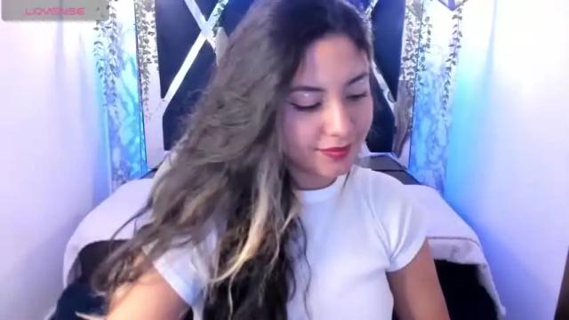 Image 6 of lia_14_ Stream on Chaturbate on 12 months ago