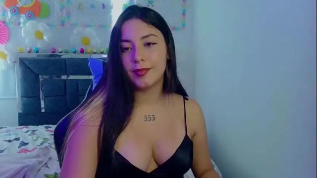 Image 10 of lia_14_ Stream on Chaturbate on 1 month ago