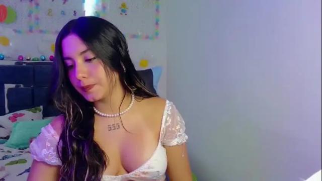 Image 8 of lia_14_ Stream on Chaturbate on 1 month ago