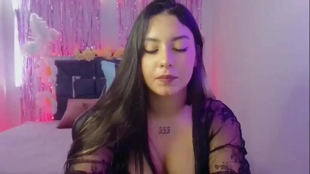 Image 8 of lia_14_ Stream on Chaturbate on 1 month ago