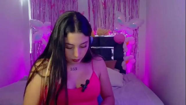 Image 12 of lia_14_ Stream on Chaturbate on 1 month ago